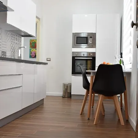 住宿加早餐酒店 Donna Raffaela 4*